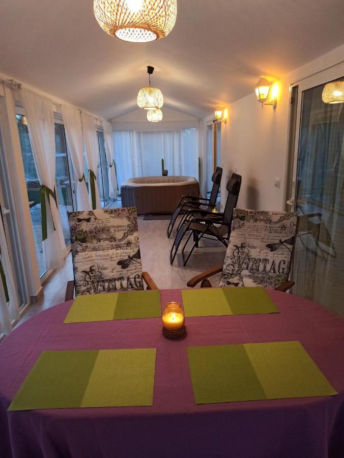 Holiday House Vela Vrta Sveti Ivan Dobrinjski エクステリア 写真